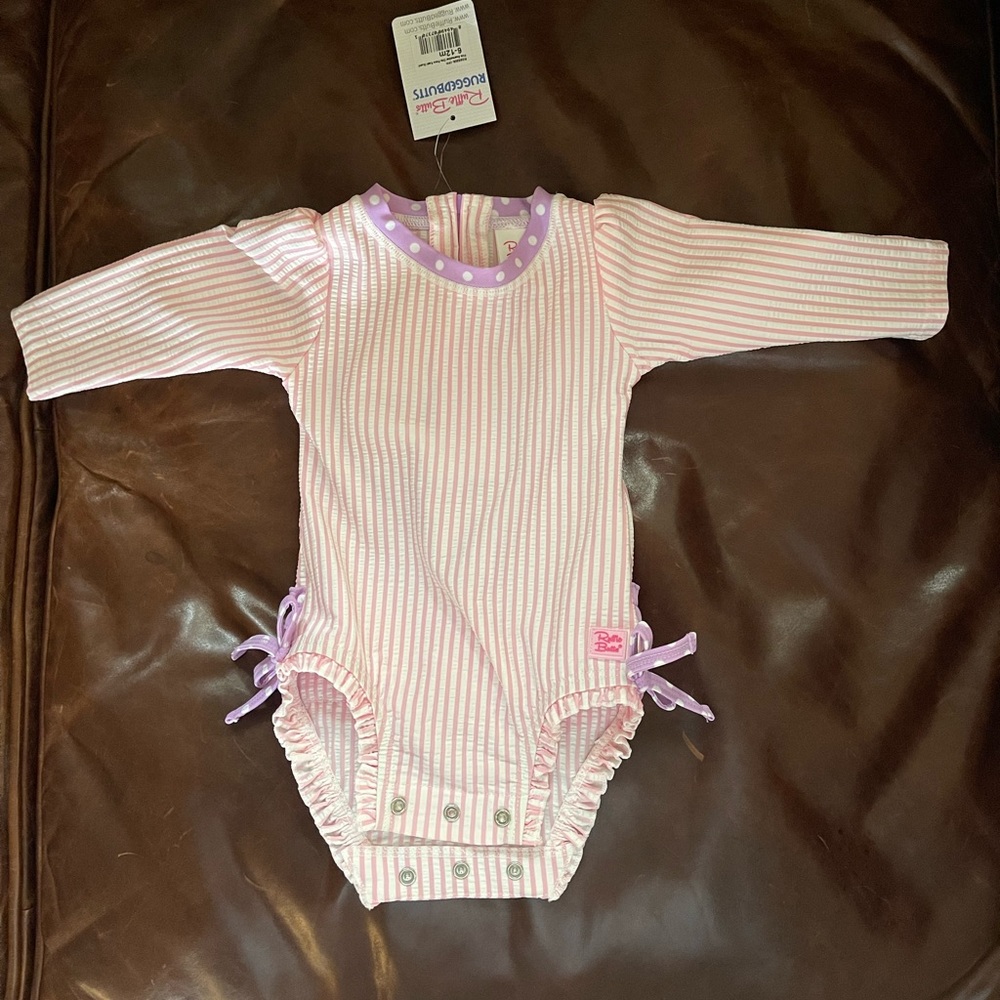 Brand new ruffled butts bathing suit